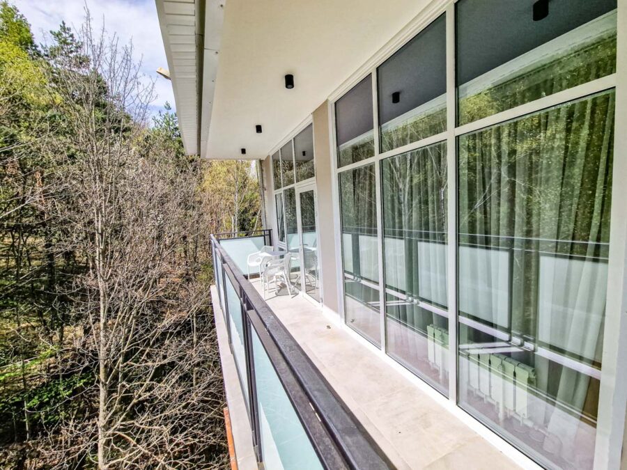 Номер Делюкс на клубного этаже в санатории «Родник» в г. Кисловодске - фотография