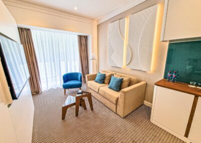 Номер Делюкс на клубного этаже в санатории «Родник» в г. Кисловодске - фотография