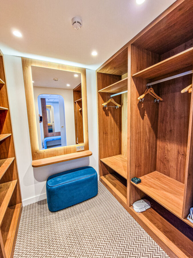 Номер Делюкс на клубного этаже в санатории «Родник» в г. Кисловодске - фотография