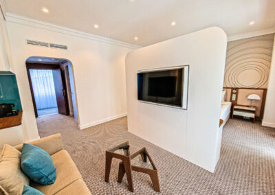 Номер Делюкс на клубного этаже в санатории «Родник» в г. Кисловодске - фотография