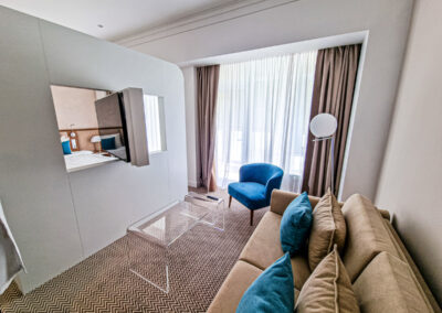 Номер Люкс на клубного этаже в санатории «Родник» в г. Кисловодске - фотография