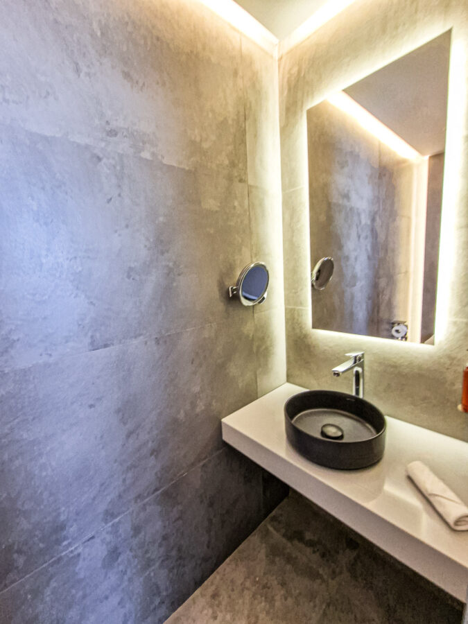 Номер Люкс на клубного этаже в санатории «Родник» в г. Кисловодске - фотография