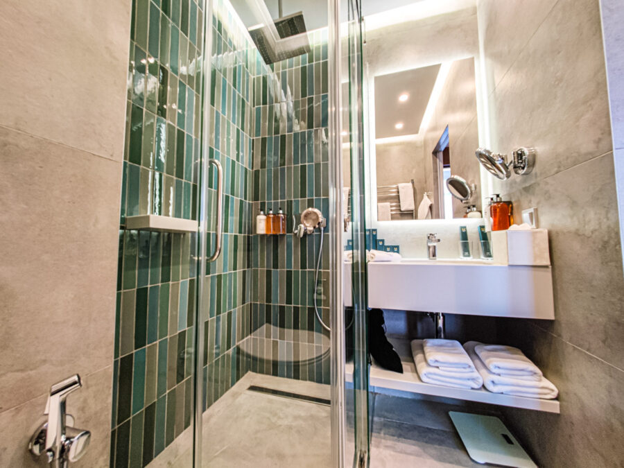 Номер Стандарт на клубном этаже в санатории «Родник» в г. Кисловодске - фотография