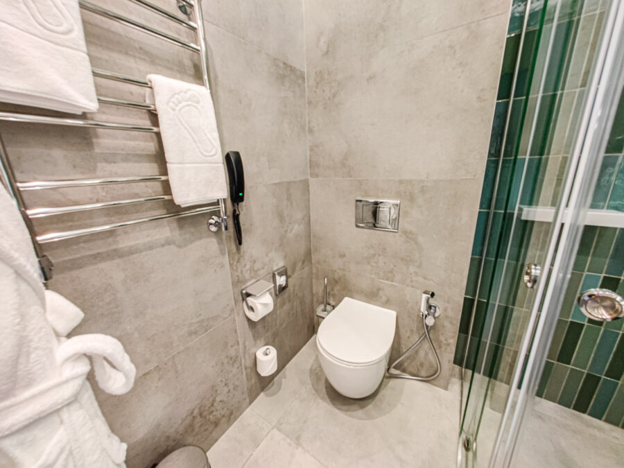 Номер Стандарт на клубном этаже в санатории «Родник» в г. Кисловодске - фотография