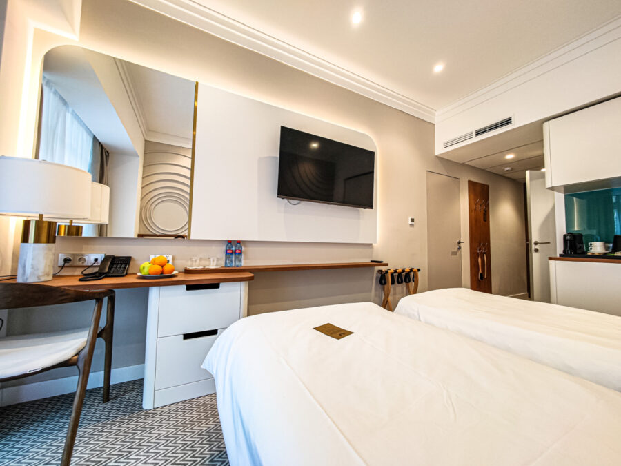 Номер Стандарт на клубном этаже в санатории «Родник» в г. Кисловодске - фотография