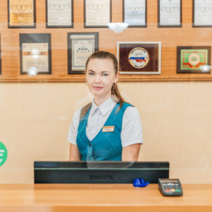 Ресепшн в санатории «Родник» в Кисловодске - фотография