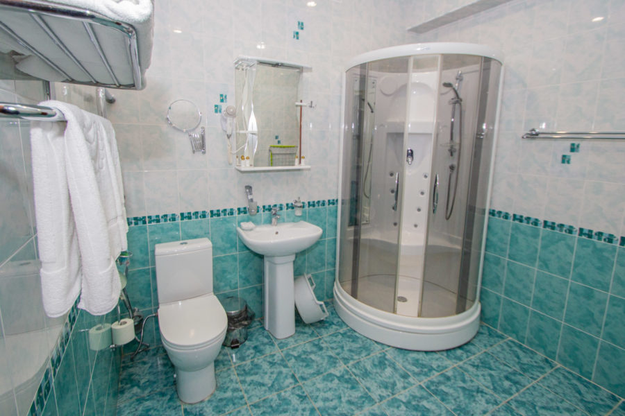 Номер «Люкс 3-комнатный» в санатории «Родник» в Кисловодске - фотография