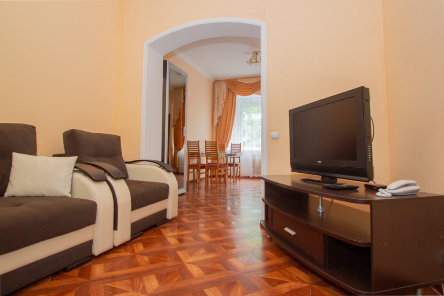 Номер «Люкс 3-комнатный» в санатории «Родник» в Кисловодске - фотография