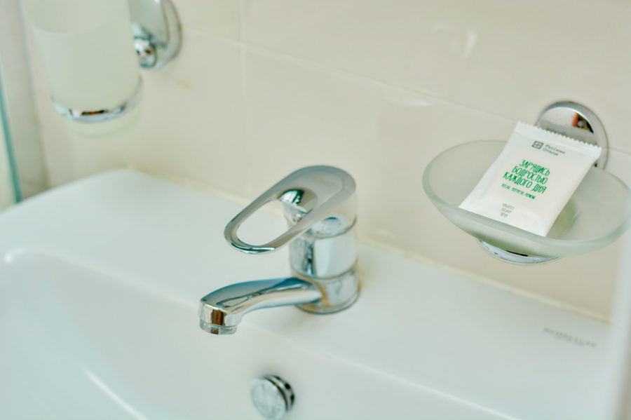 Номер «Стандарт одноместный» в санатории «Родник» в Кисловодске - фотография