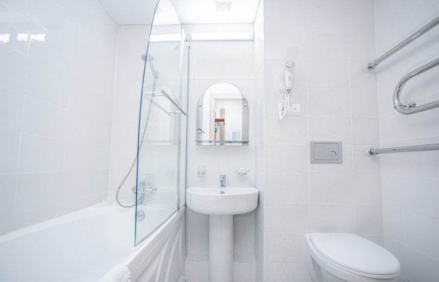 Номер «Стандарт улучшенный» в санатории «Родник» в Кисловодске - фотография