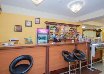 Лобби-бар в санатории «Родник» в Кисловодске - фотография