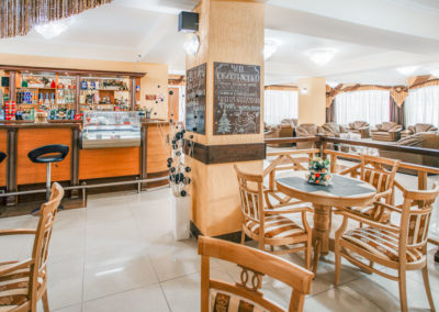 Лобби-бар в санатории «Родник» в Кисловодске - фотография