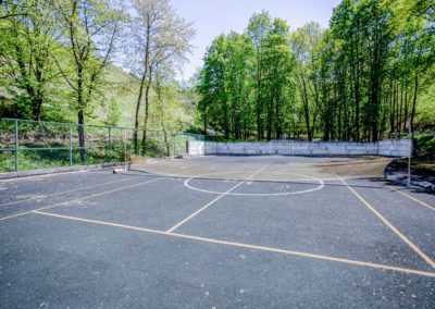 Теннисный корт в санатории «Родник» в Кисловодске - фотография