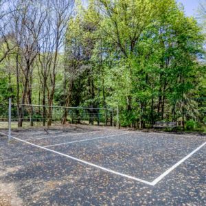 Спортивная игровая площадка в санатории «Родник» в Кисловодске - фотография