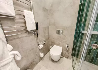 Номер Стандарт на клубном этаже в санатории «Родник» в г. Кисловодске - фотография