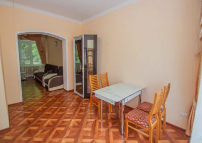 Номер «Люкс 3-комнатный» в санатории «Родник» в Кисловодске - фотография