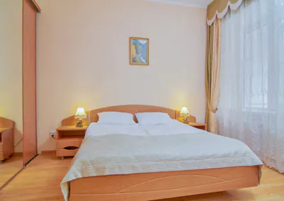 Номер «Люкс 3-комнатный» в санатории «Родник» в Кисловодске - фотография