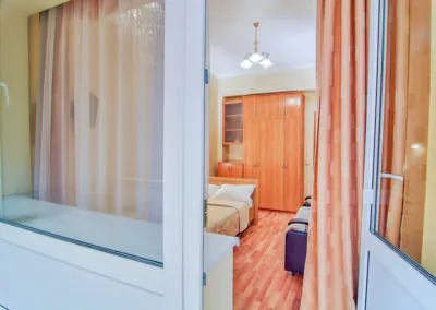 Номер «Стандарт одноместный» в санатории «Родник» в Кисловодске - фотография