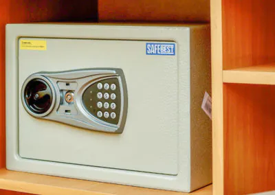 Номер «Стандарт одноместный» в санатории «Родник» в Кисловодске - фотография