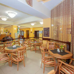 Лобби-бар в санатории «Родник» в Кисловодске - фотография